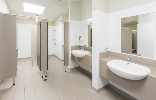 Large Modern Amenities