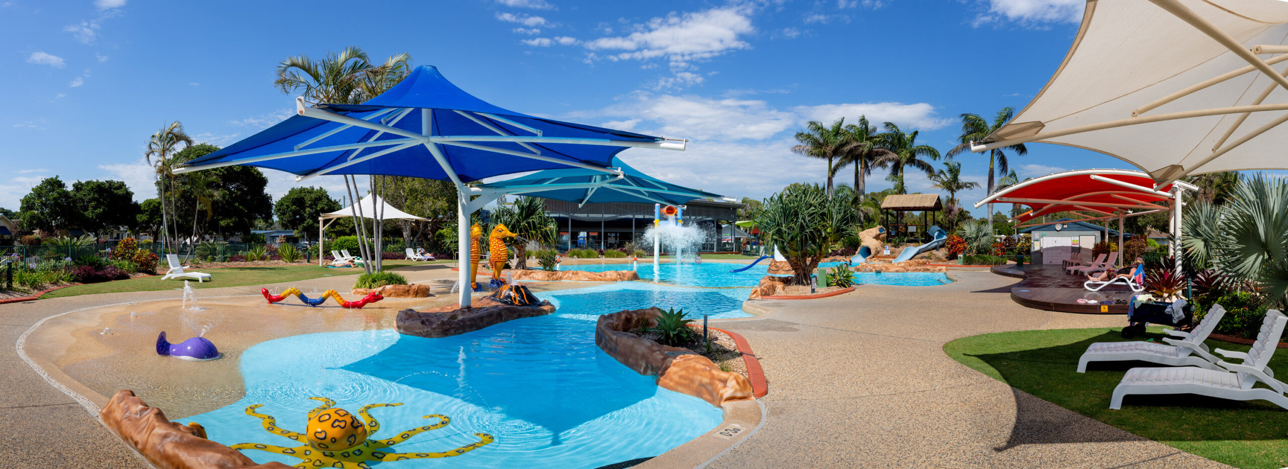 Parkies Poolside Cafe BIG4 Park Beach Holiday Park