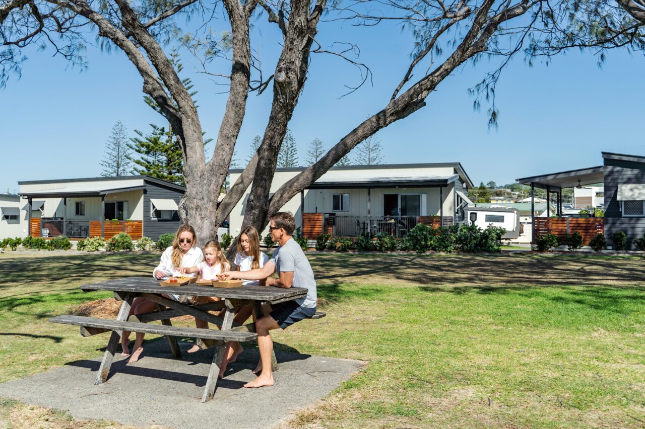 WOOLGOOLGA BEACH FAMILYFRIENDLY HAVEN BY THE BEACH Coffs Coast